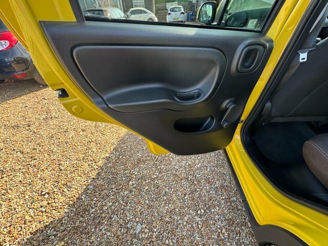 Fiat Panda Twinair Cross Yellow #27