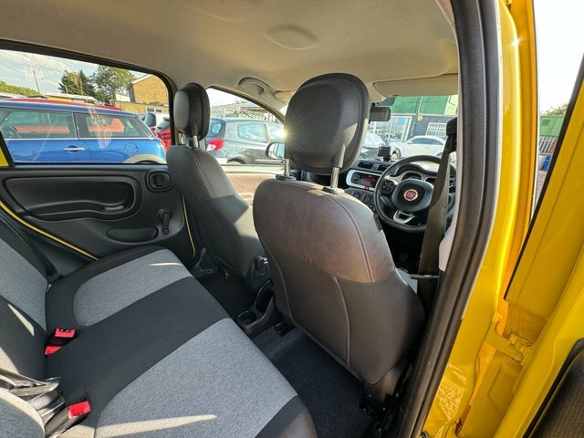 Fiat Panda Twinair Cross Yellow #24