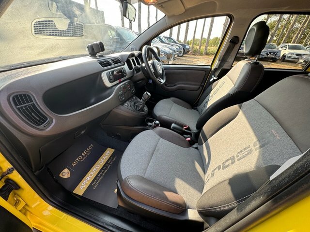 Fiat Panda Twinair Cross Yellow #28