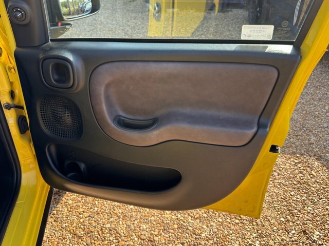 Fiat Panda Twinair Cross Yellow #13