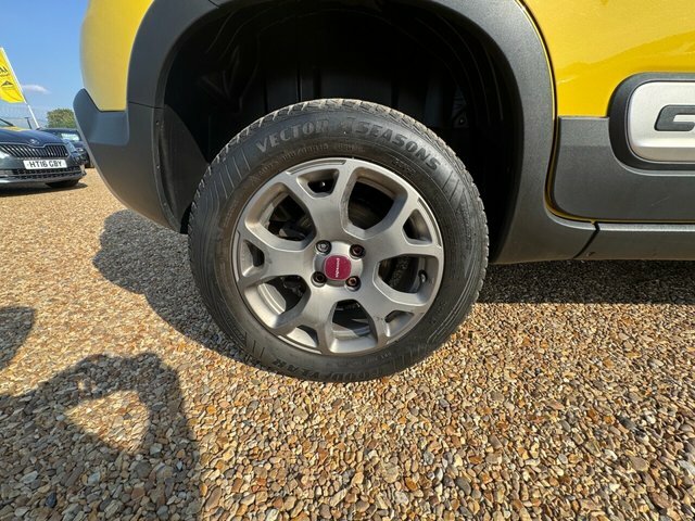 Fiat Panda Twinair Cross Yellow #34