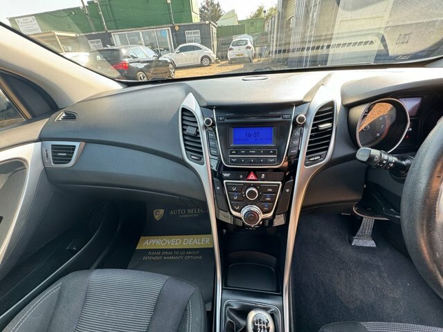 Hyundai I30 Crdi Style Nav Blue Drive Silver #19