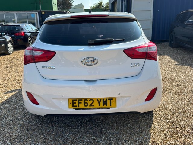 Hyundai I30 1.4 Active Hatchback Euro 5 100 White #5