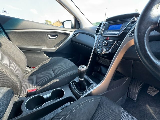 Hyundai I30 Crdi Style Nav Blue Drive Silver #20