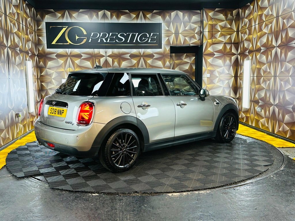 Mini Hatch 1.5L Cooper D Silver #6