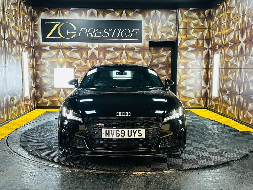 Audi TT 2L Black Edition Black #2