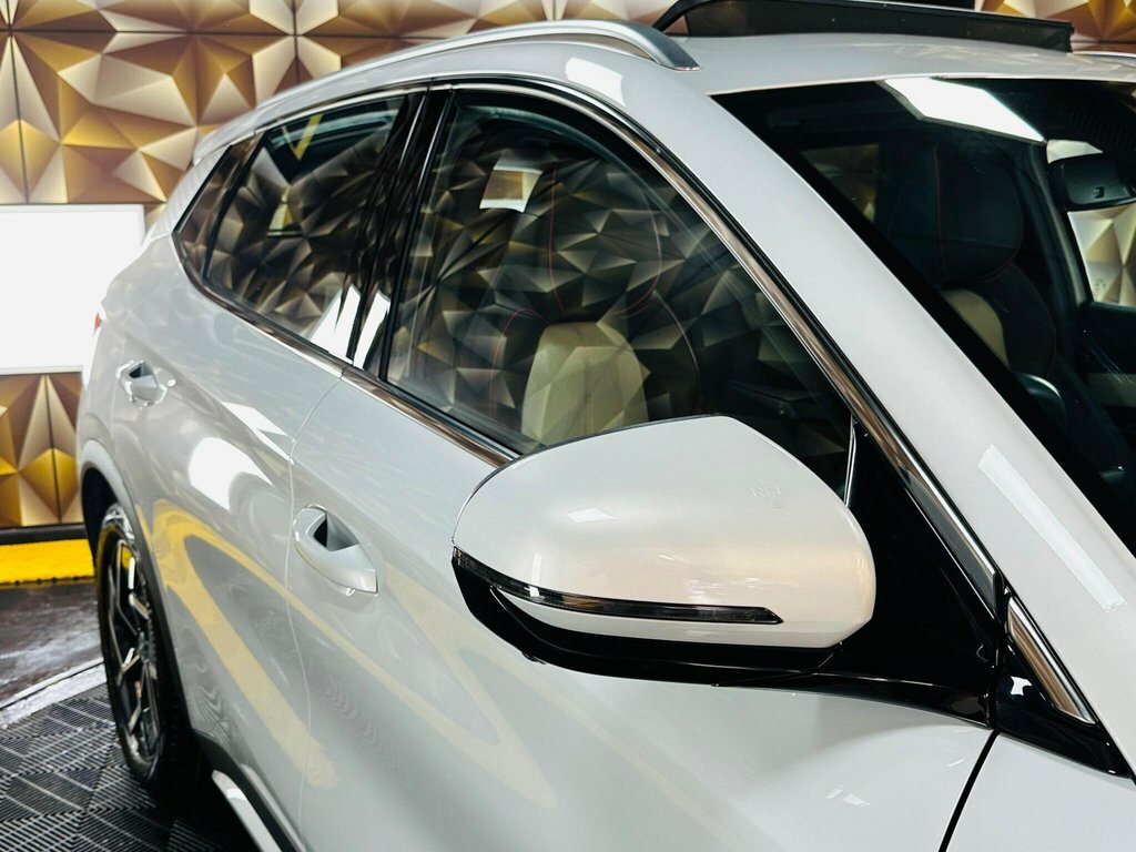 Byd Atto 3 Suv White #3