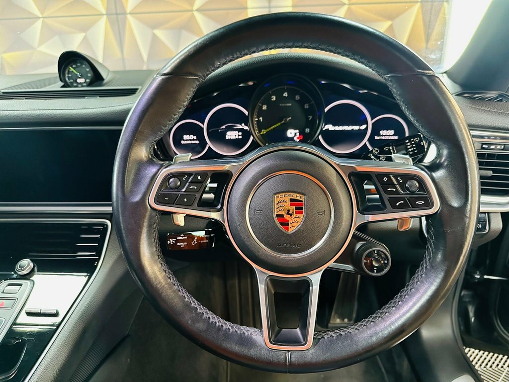 Porsche Panamera Hatchback Black #43