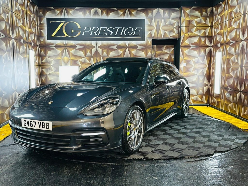 Porsche Panamera Hatchback Black #18