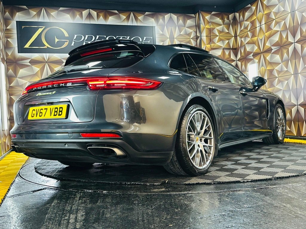 Porsche Panamera Hatchback Black #37