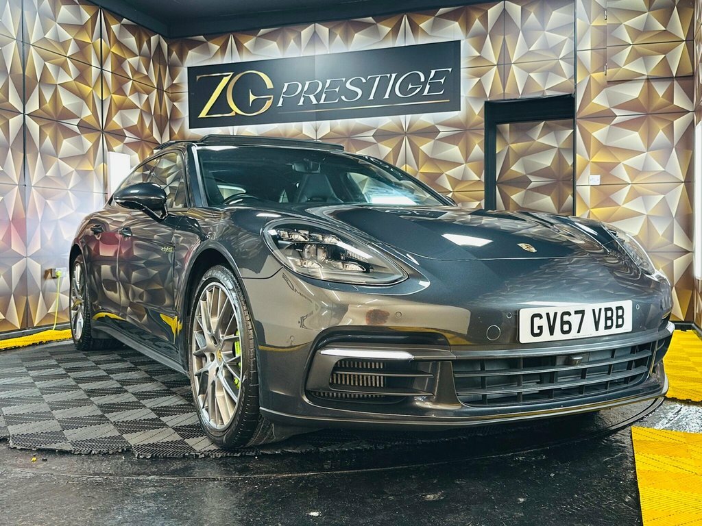 Porsche Panamera Hatchback Black #16