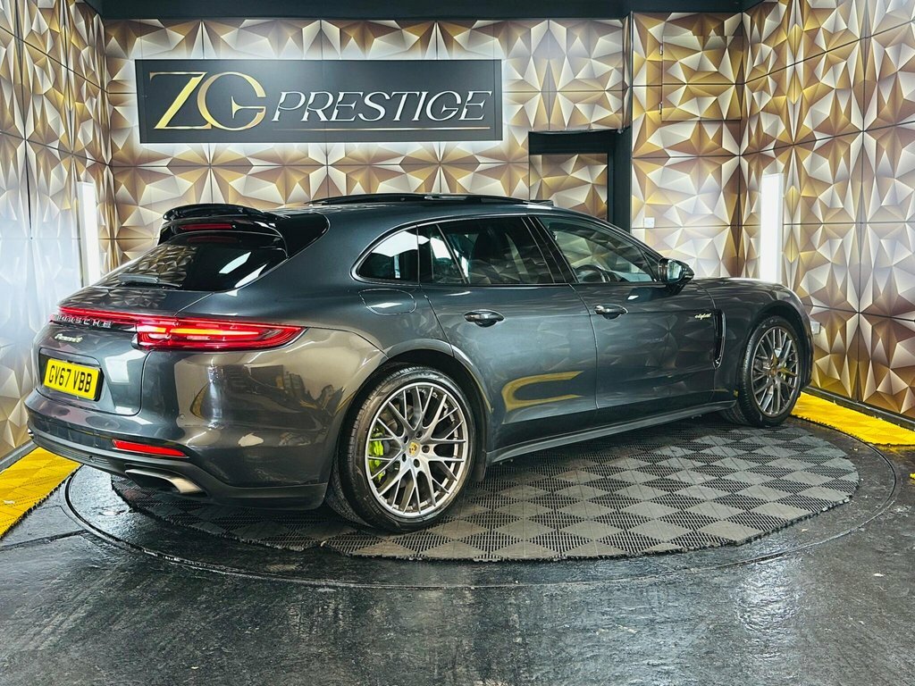 Porsche Panamera Hatchback Black #10