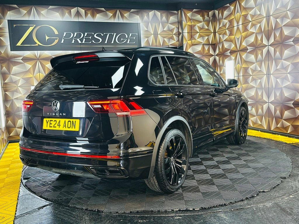 Volkswagen Tiguan 1.5L Black Edition YE24AON Black #6