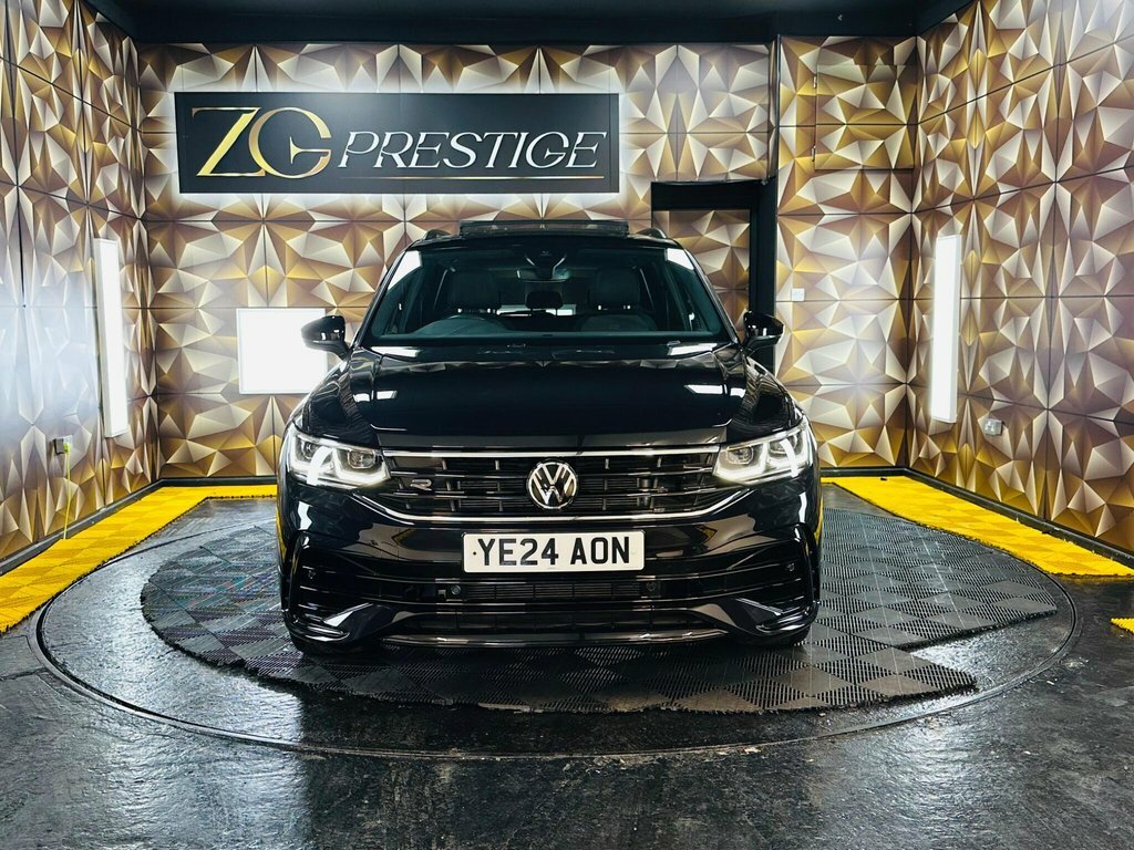 Volkswagen Tiguan 1.5L Black Edition YE24AON Black #2
