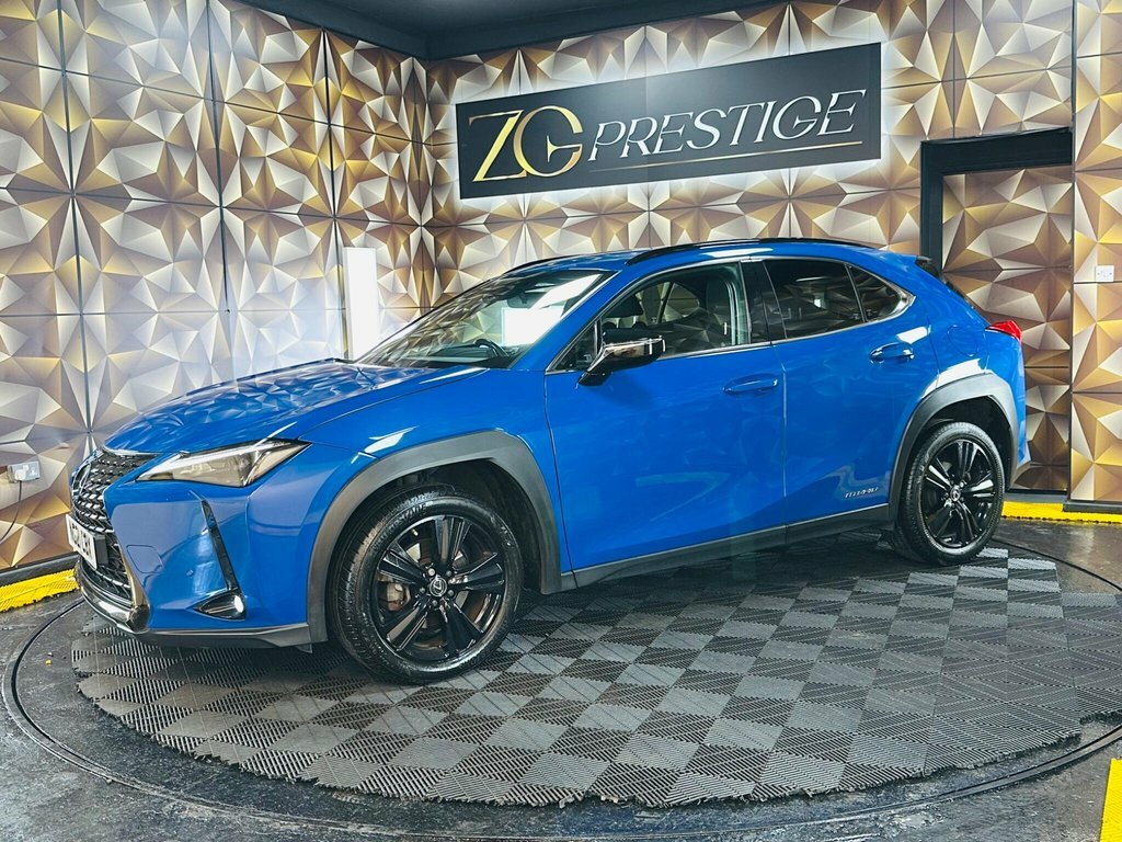 Lexus UX Premium Plus Pack Green #32
