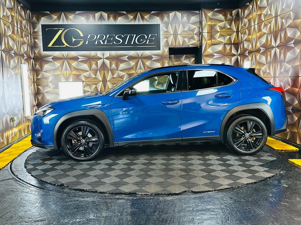 Lexus UX Premium Plus Pack Green #9