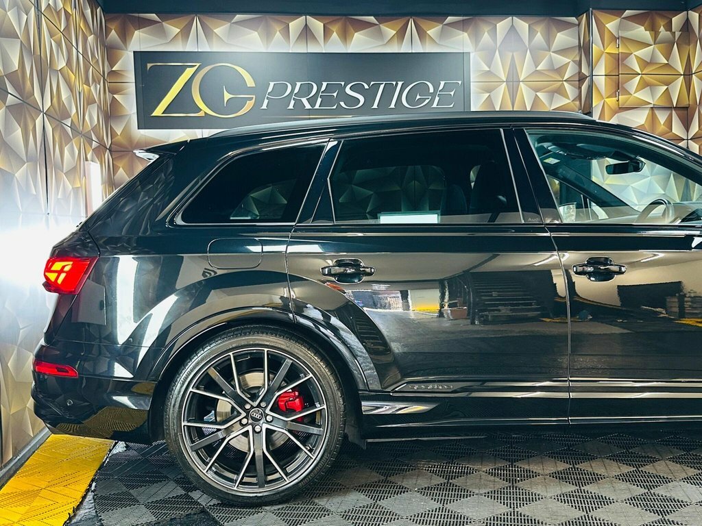 Audi SQ7 2024 4.0 Tfsi V8 Black Edition Tiptronic Quattro E Black #38