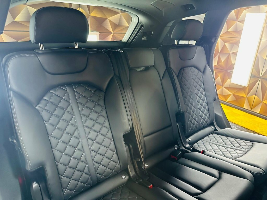 Audi SQ7 2024 4.0 Tfsi V8 Black Edition Tiptronic Quattro E Black #35
