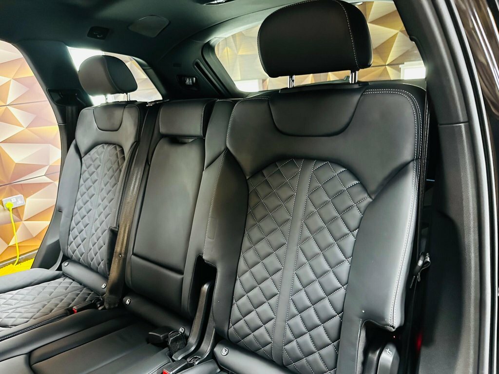 Audi SQ7 2024 4.0 Tfsi V8 Black Edition Tiptronic Quattro E Black #13