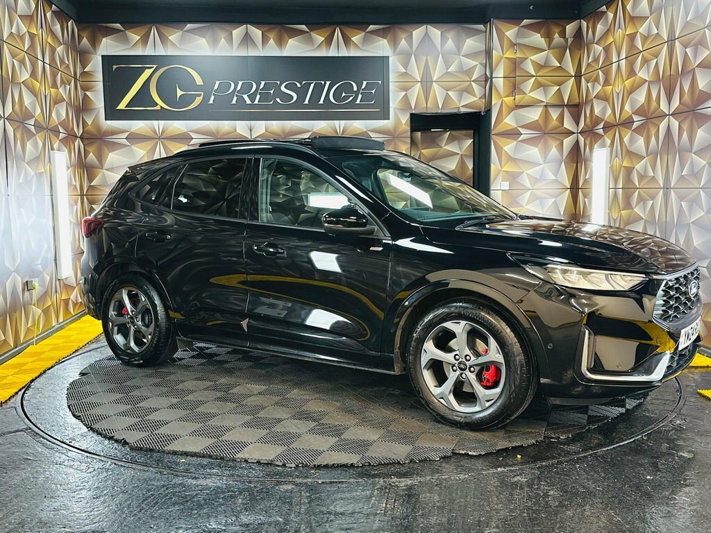 Ford Kuga 2.5L St-line Black