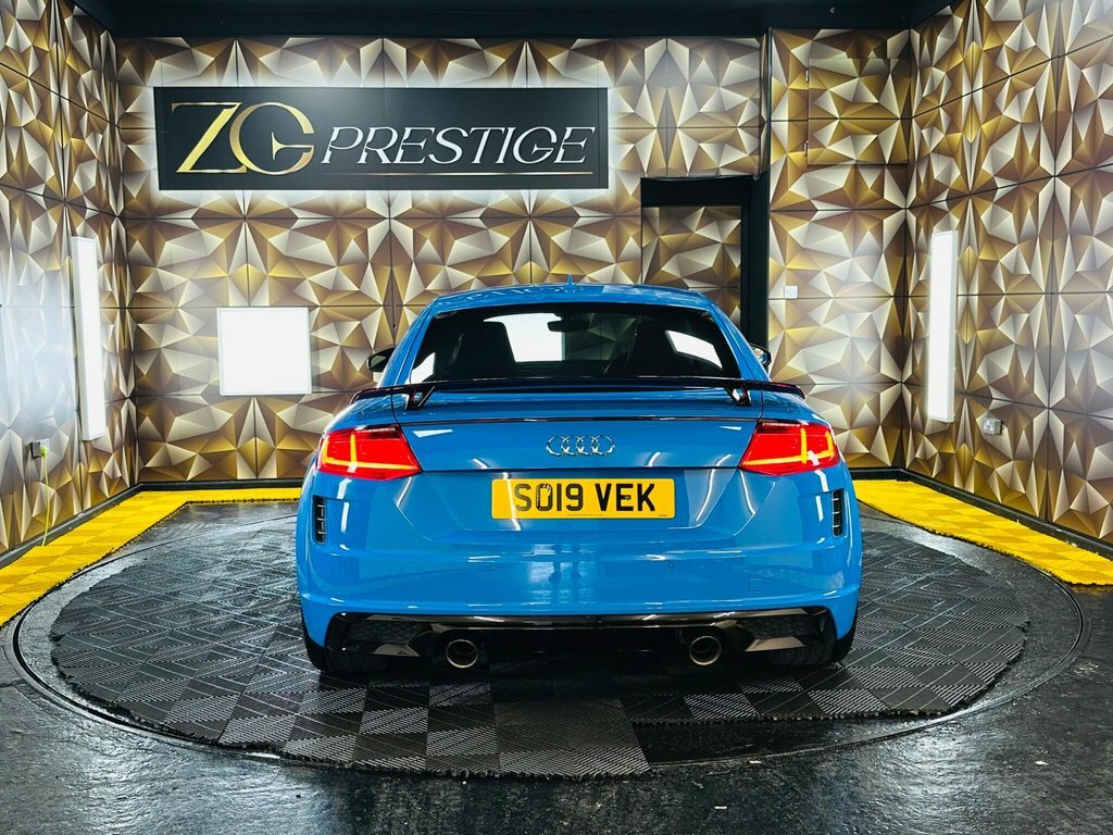 Audi TT 2L Black Edition Blue #3