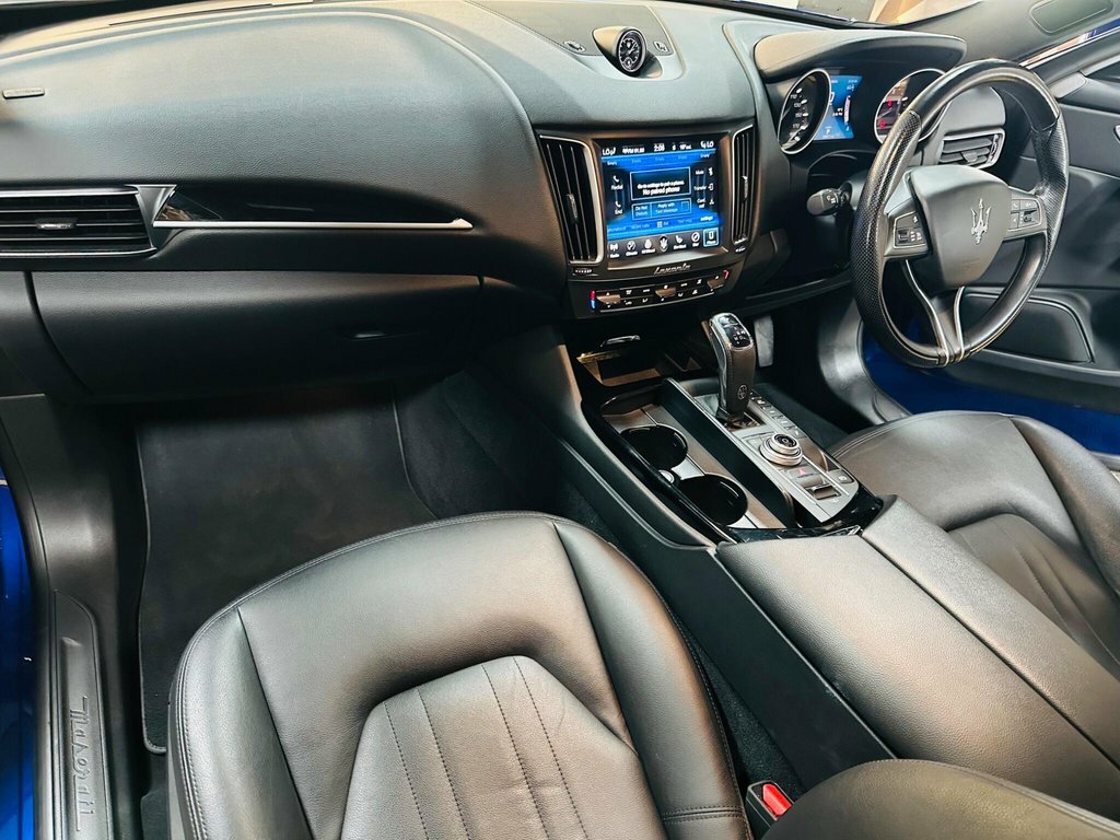 Maserati Levante Levante V6 Blue #4