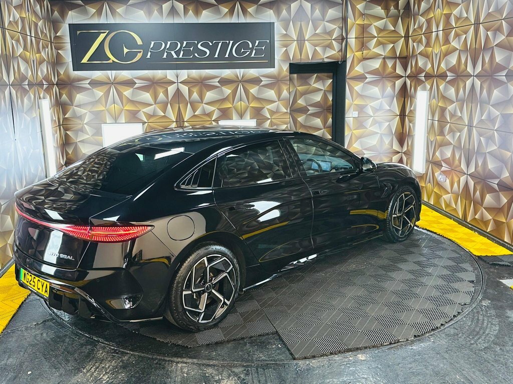 Byd Seal Saloon Black #6