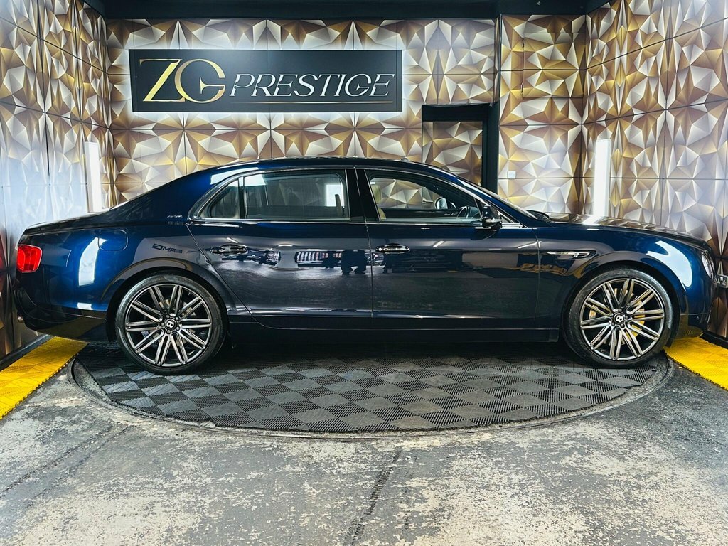 Bentley Flying Spur Saloon Blue #6
