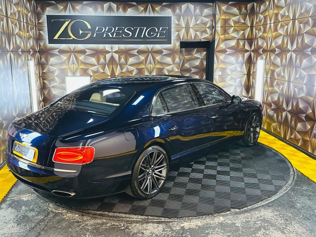 Bentley Flying Spur Saloon Blue #5