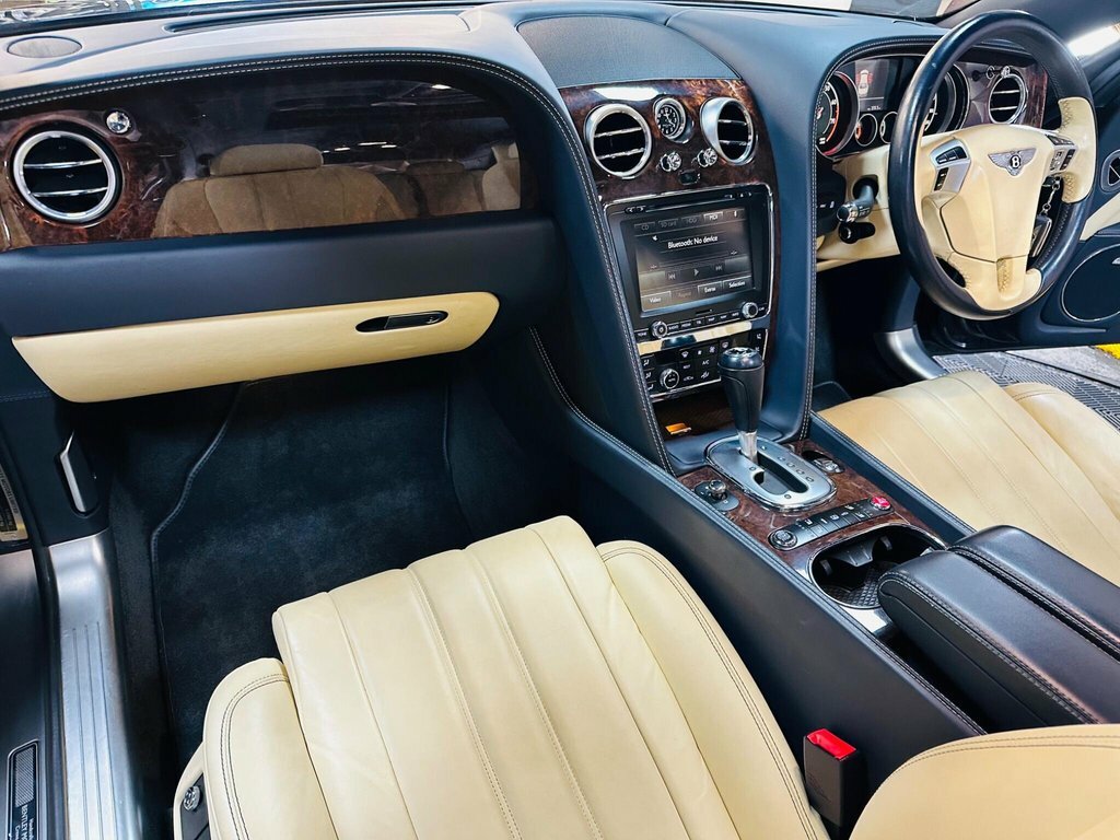 Bentley Flying Spur Saloon Blue #2