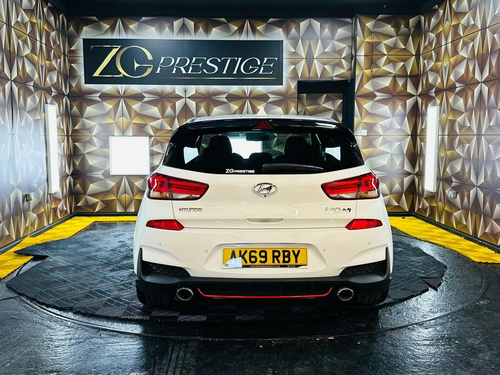 Hyundai I30 2L N Performance White #4