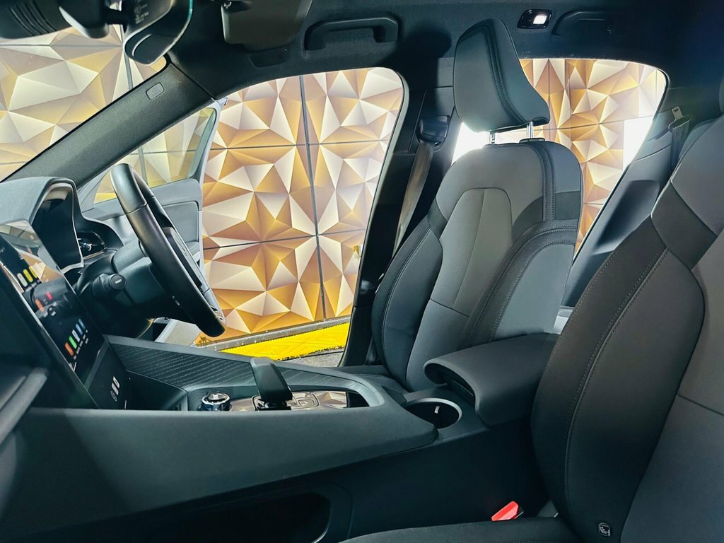 Polestar 2 Hatchback OU71XZJ Black #3