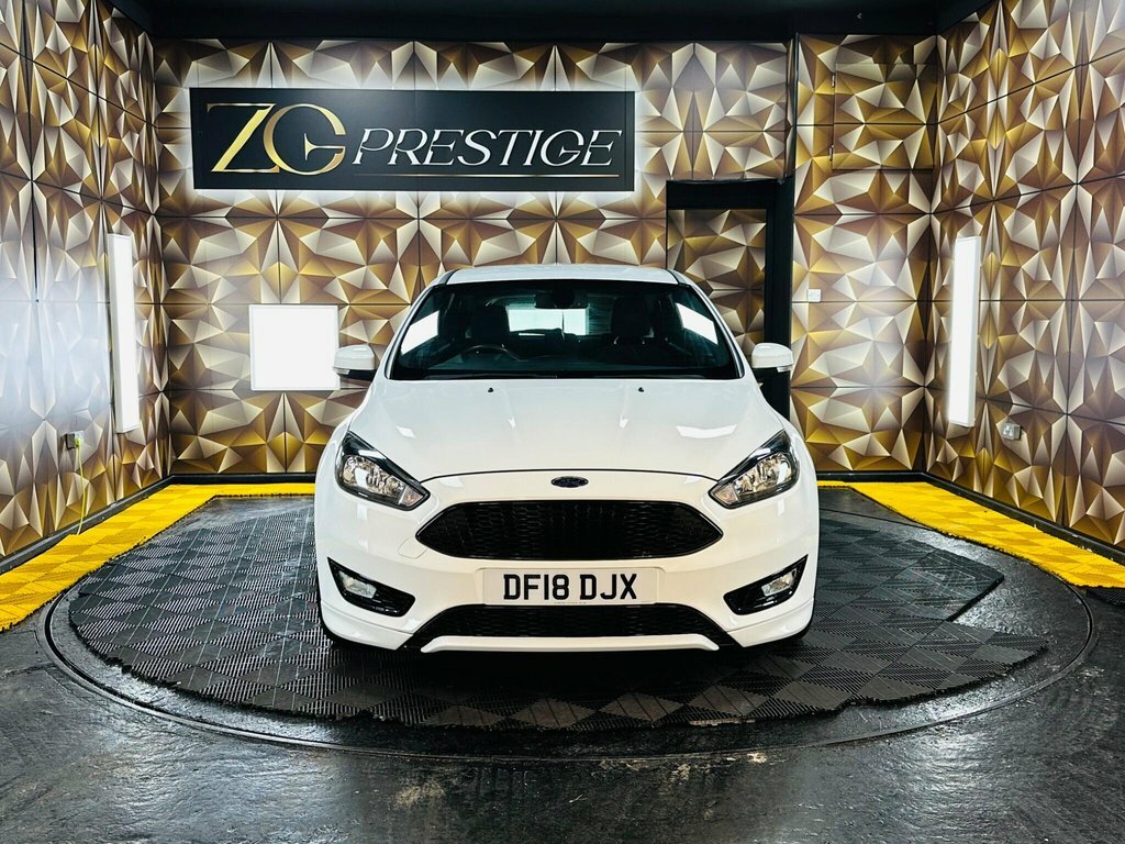 Ford Focus 1L St-line X DF18DJX White #2