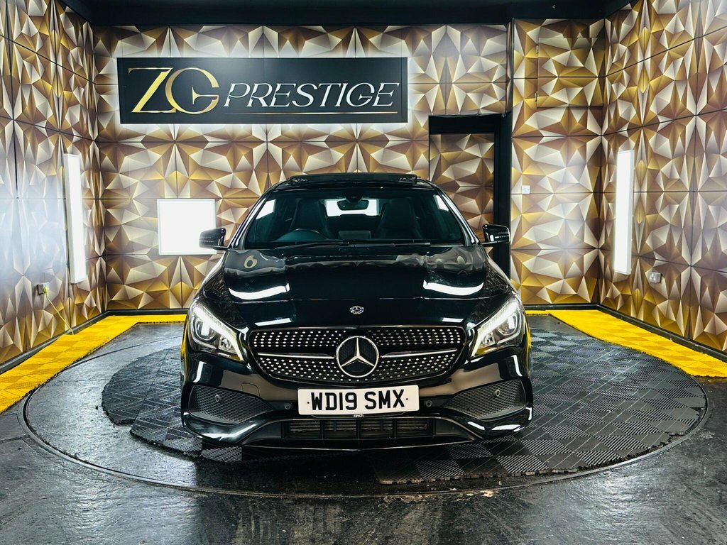 Mercedes-Benz CLA Class 2.1L Amg Line Night Edition Black #2