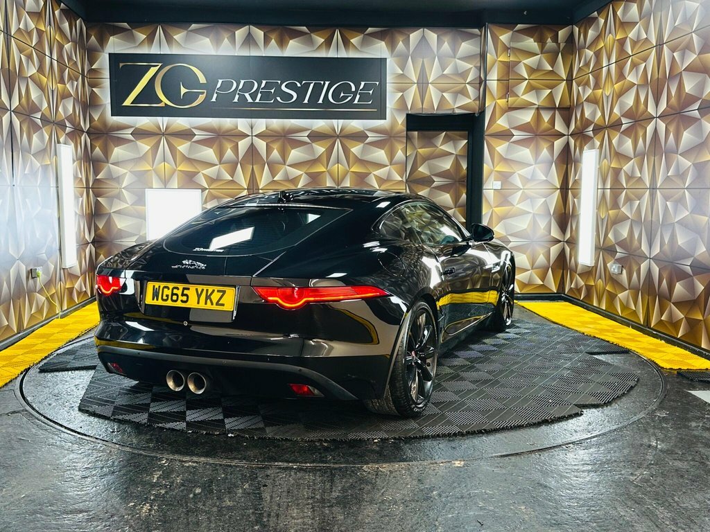 Jaguar F-Type V6 Black #5