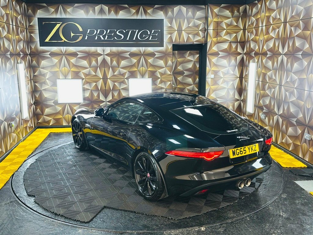 Jaguar F-Type V8 R Convertible Black #30