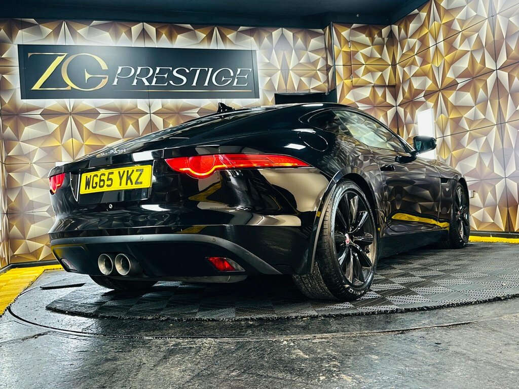 Jaguar F-Type V8 R Convertible Black #33