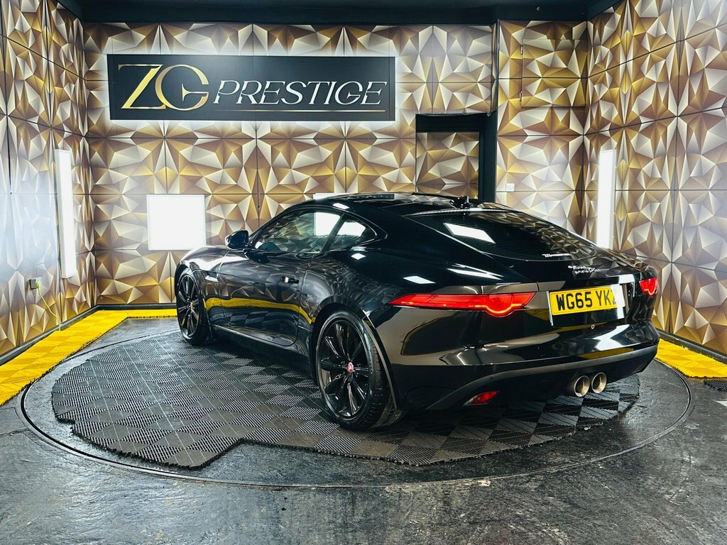 Jaguar F-Type V8 R Convertible Black #31