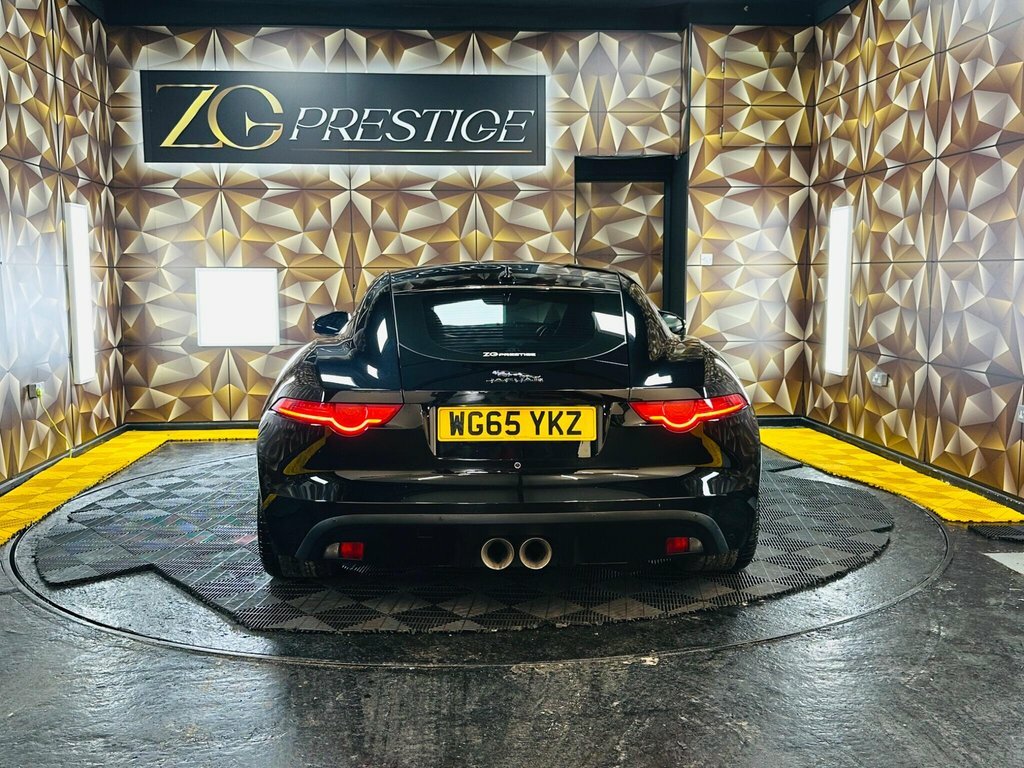 Jaguar F-Type V6 Black #3