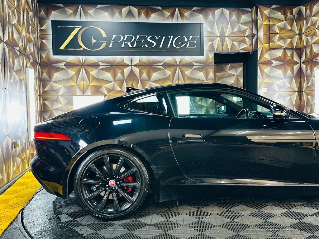 Jaguar F-Type V8 R Convertible Black #20