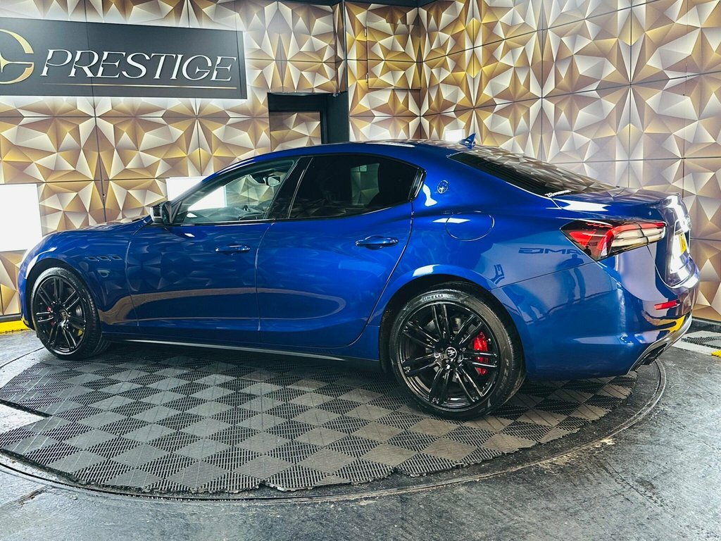 Maserati Ghibli Saloon Blue #15
