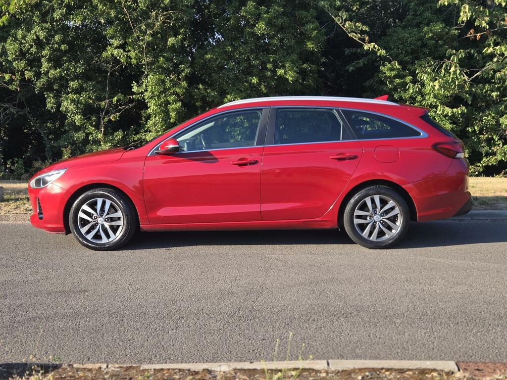Hyundai I30 1.0 T-gdi Se Nav Tourer Euro 6 Ss Red #6
