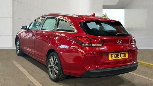 Hyundai I30 Se Nav Red #6