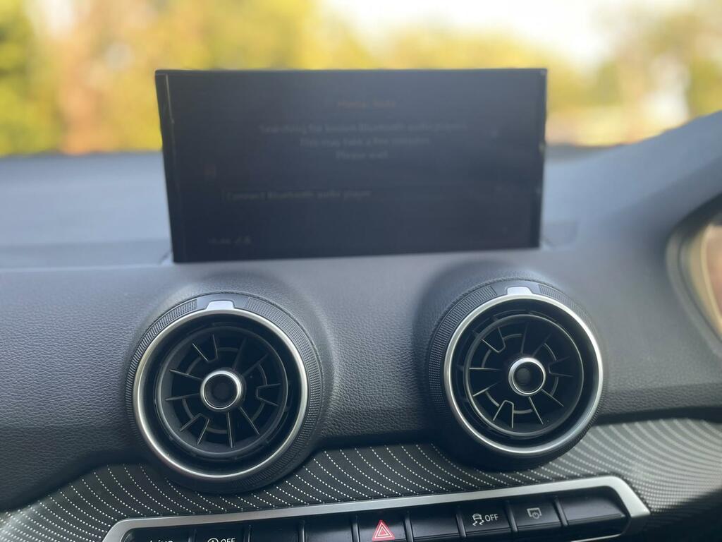 Audi Q2 1L Sport Silver #37