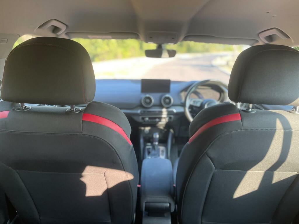Audi Q2 1L Sport Silver #27