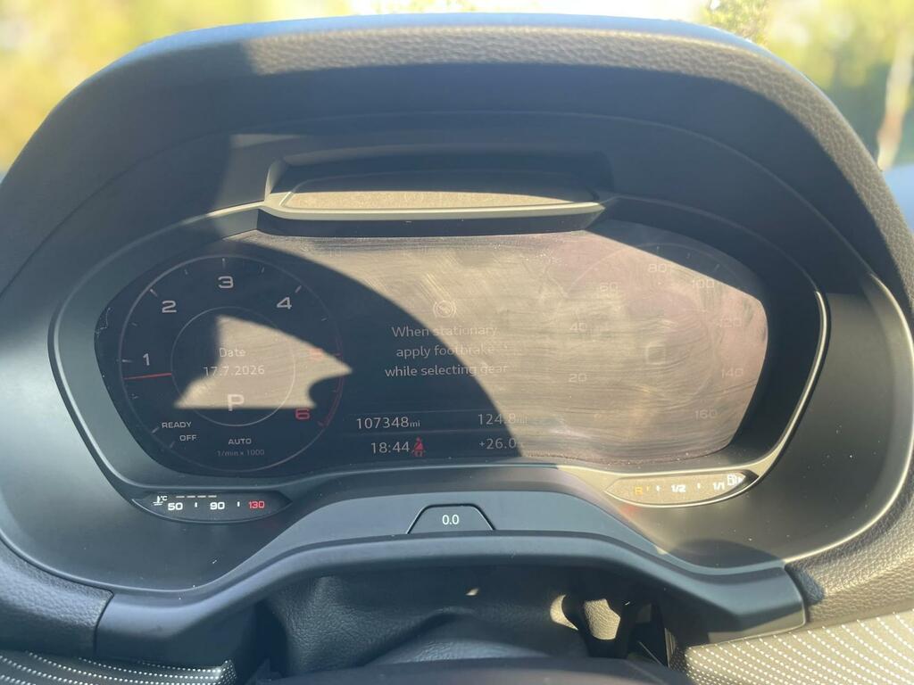 Audi Q2 1L Sport Silver #30