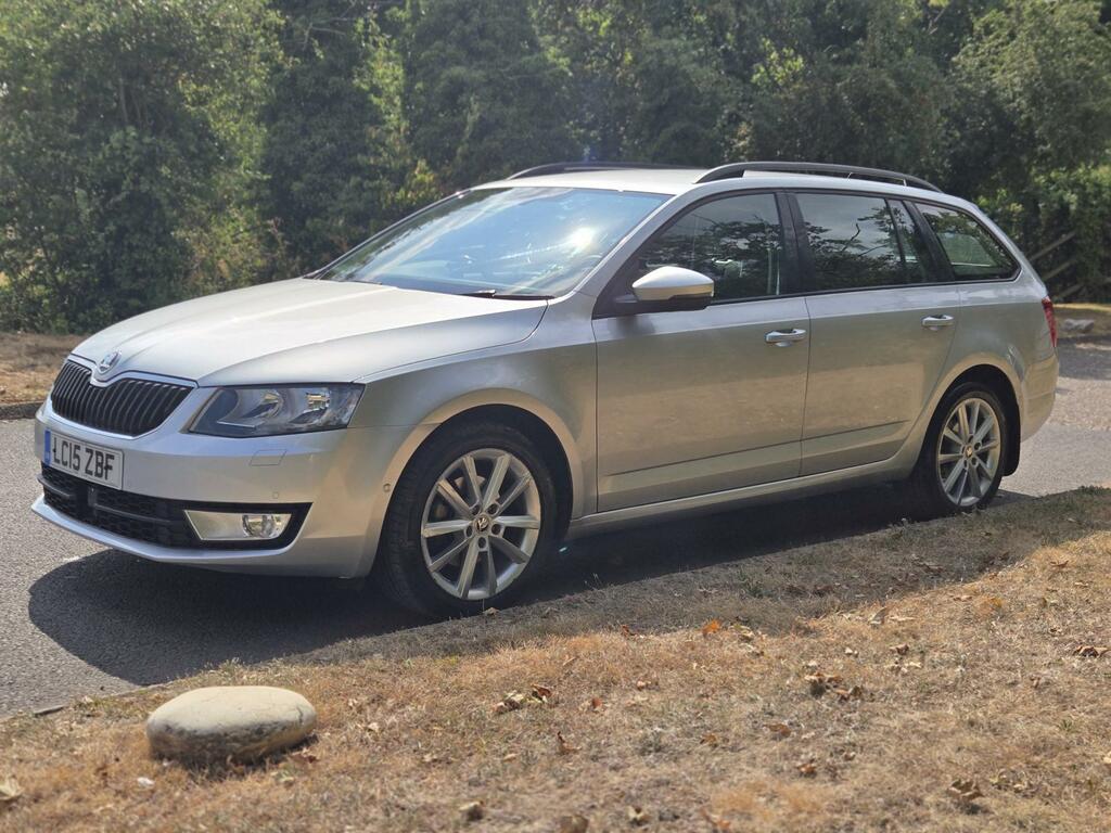 Skoda Octavia 1.6 Tdi Red #15