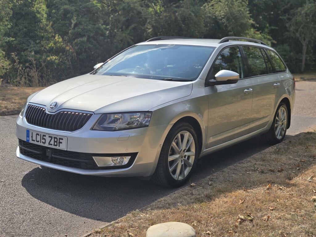 Skoda Octavia 1.6 Tdi Red #16
