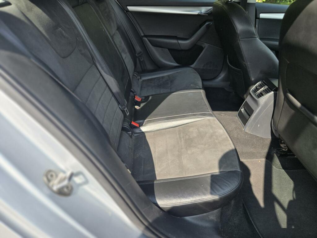 Skoda Octavia 1.6 Tdi Red #23