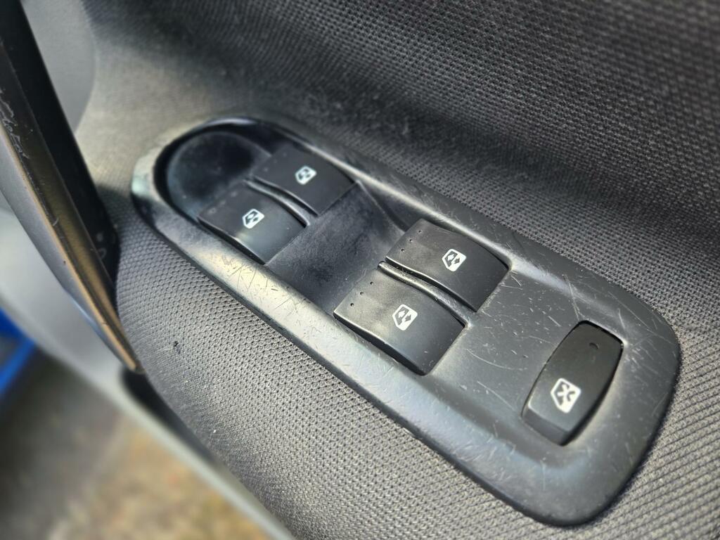 Renault Scenic Vvt Privilege Gold #25